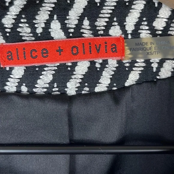 Alice + Olivia Black White Sahara Basket Weave Jacket Shoulder Pads XS - Picture 5 of 6